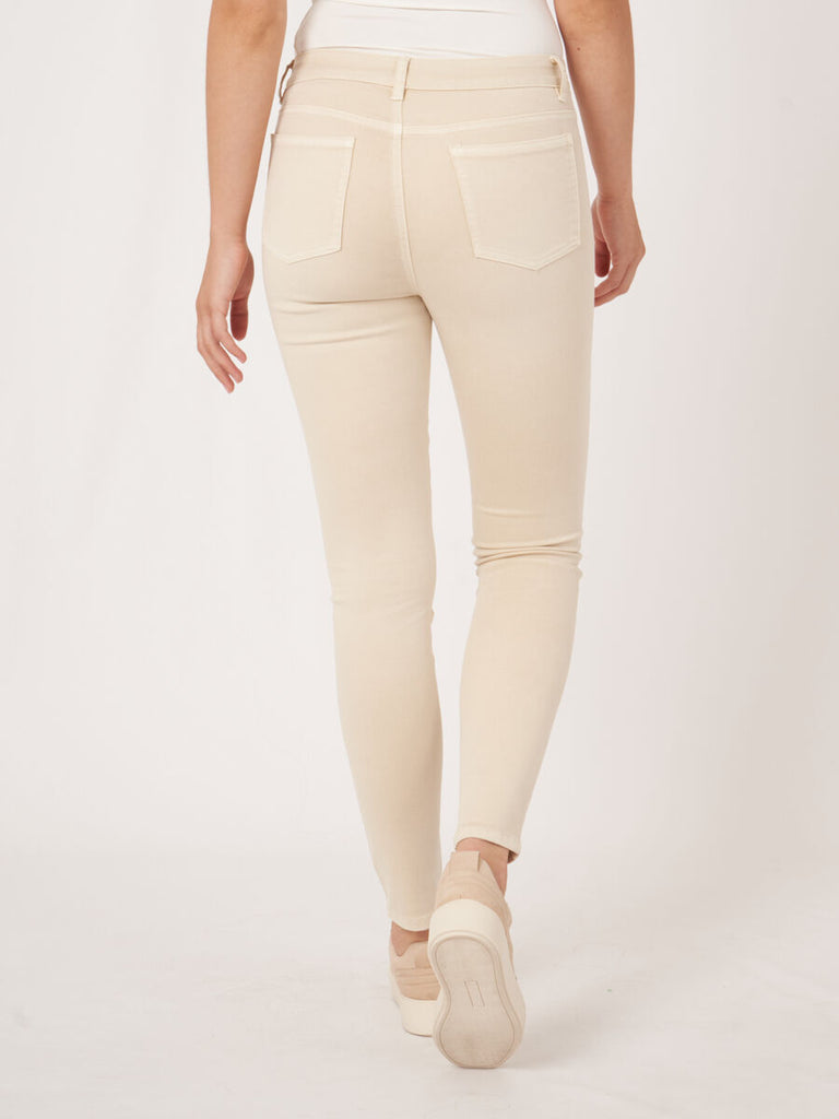 Soft Skinny Jeans in Ivory by Repeat Cashmere
