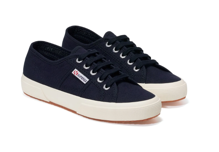 2750 Cotu Classic in Navy/White by Superga