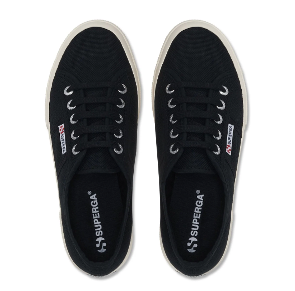 Superga 33 2025