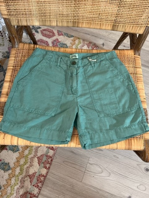 Saran Green Shorts by Hartford Paris - The Perfect Provenance